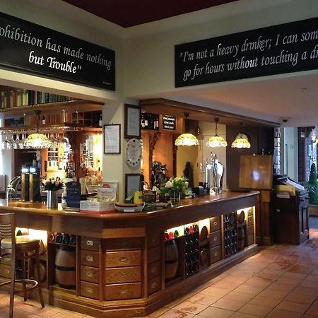 The Royal Oak, Kelsall エクステリア 写真