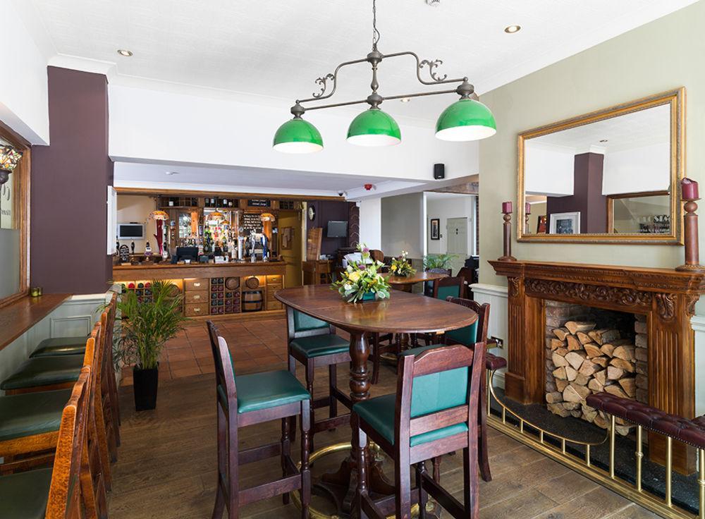 The Royal Oak, Kelsall エクステリア 写真