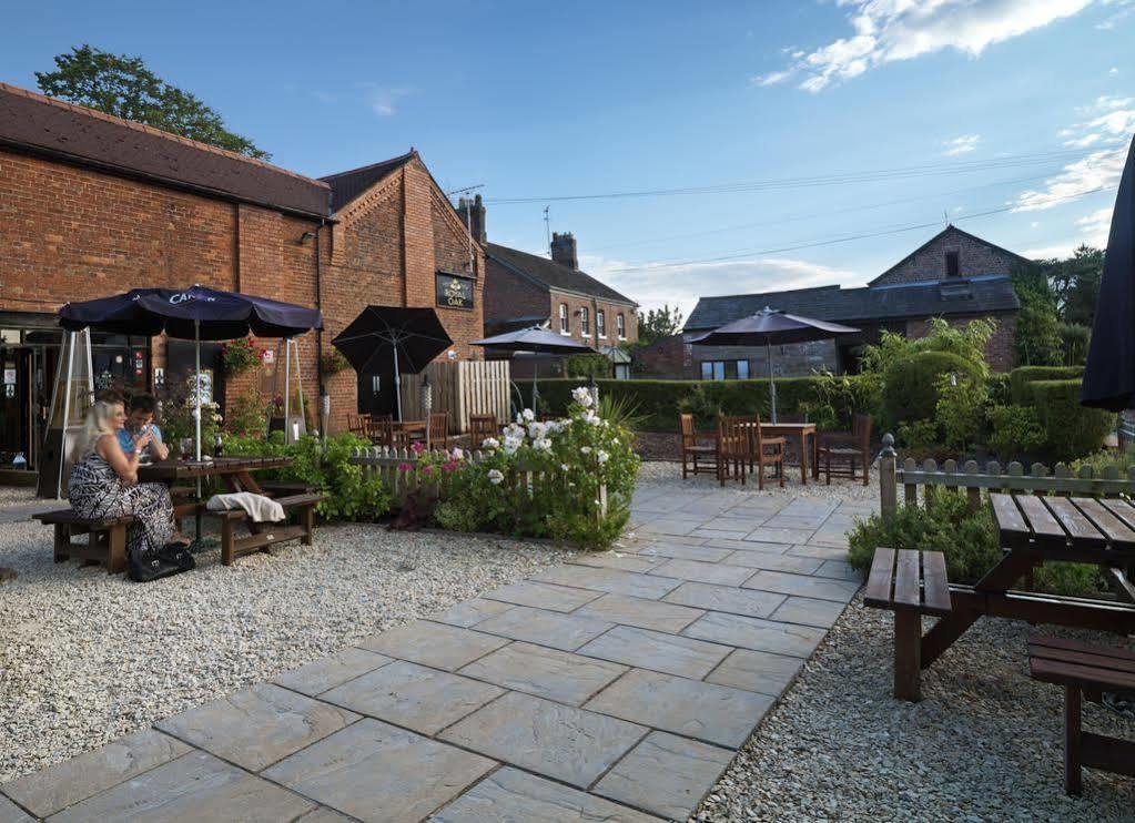 The Royal Oak, Kelsall エクステリア 写真